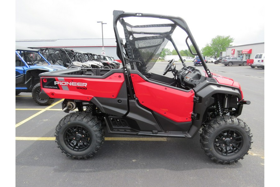 2024 Honda Pioneer 1000 Deluxe