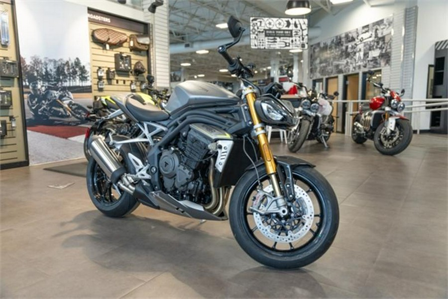 2023 Triumph Speed Triple 1200 RS Matte Silver Ice