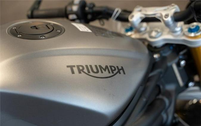 2023 Triumph Speed Triple 1200 RS Matte Silver Ice