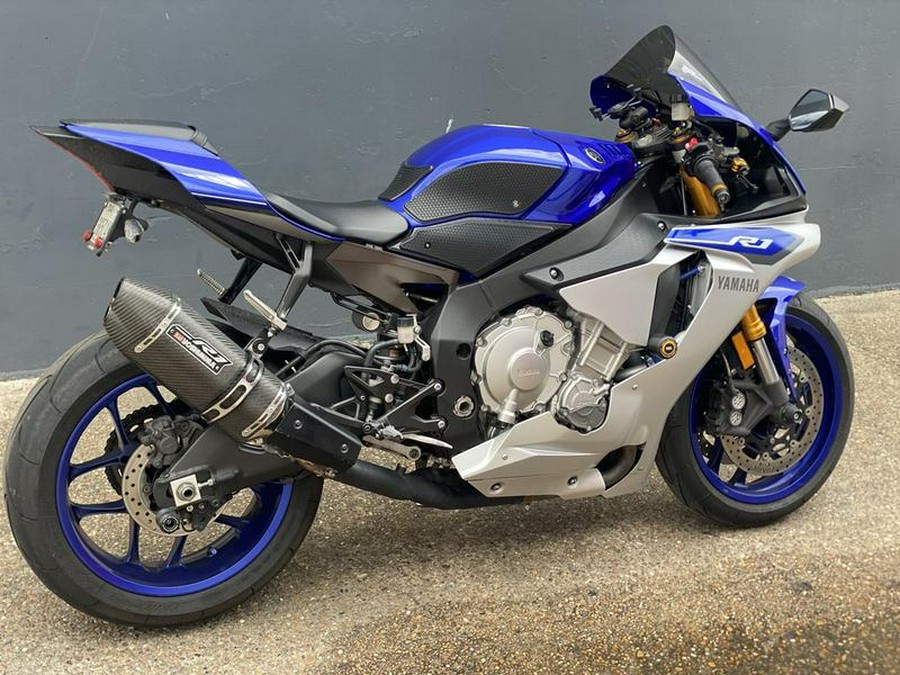 2015 Yamaha YZF-R1