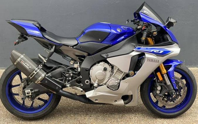 2015 Yamaha YZF-R1