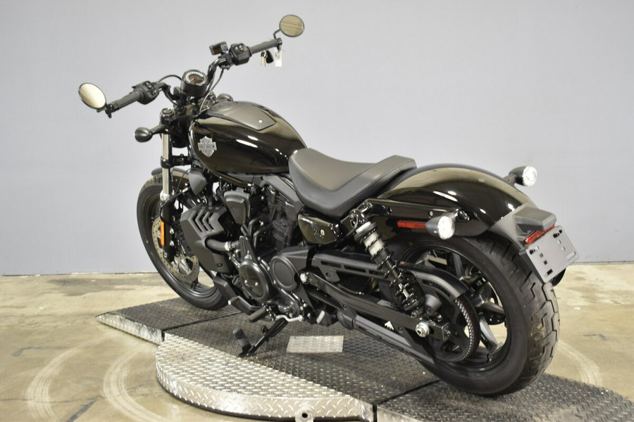 2026 Harley-Davidson Nightster RH975