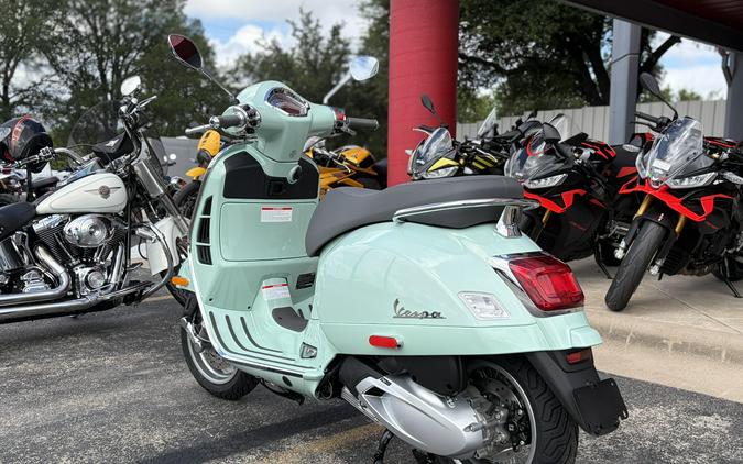 2027 Vespa GTS 310