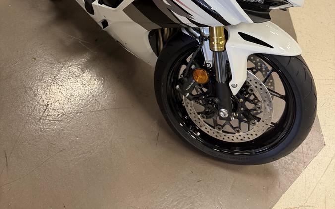 2027 HONDA CBR