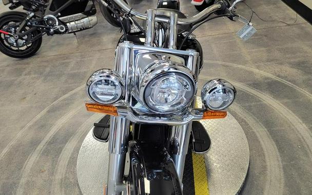 2019 Harley-Davidson® FLDE - Softail® Deluxe