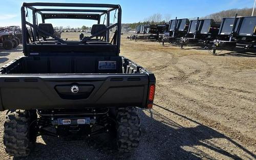 2024 Can-Am® Defender MAX DPS HD9 Timeless Black