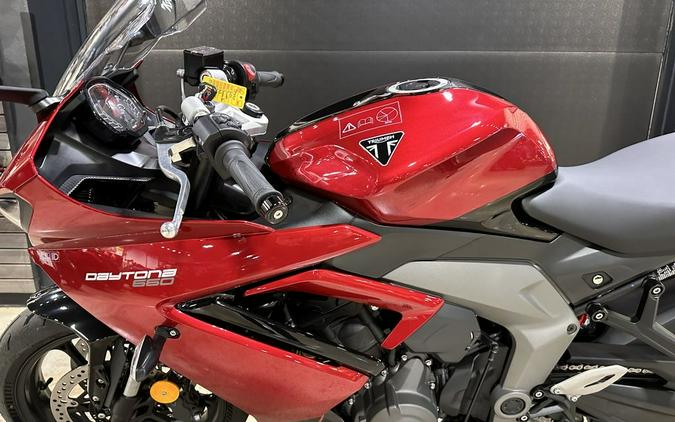 2025 Triumph Daytona 660 Carnival Red/Sapphire Black