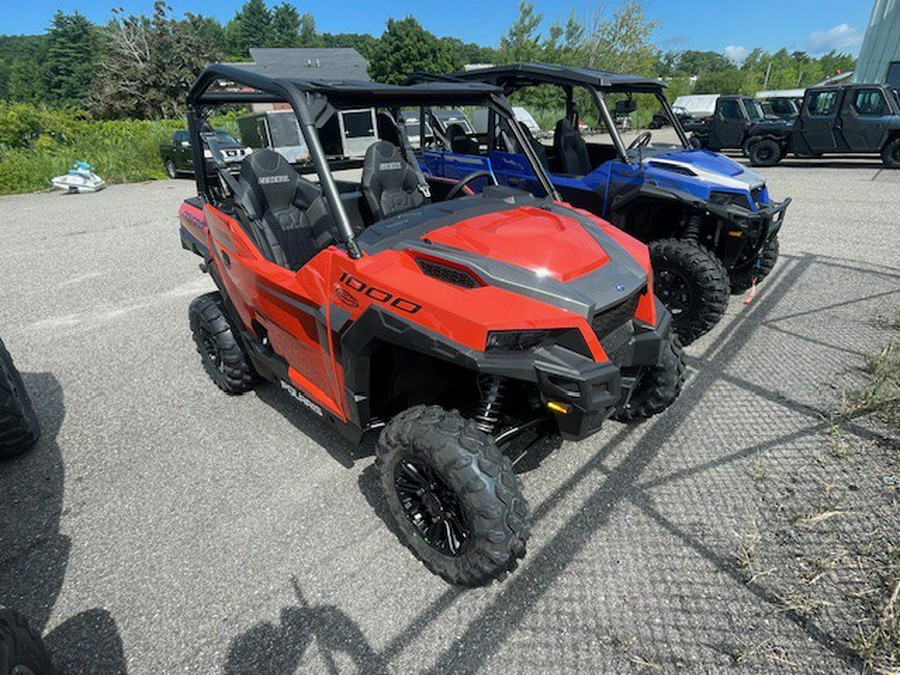 2024 Polaris Industries R24RRE99AK GENERAL 1000 PREM