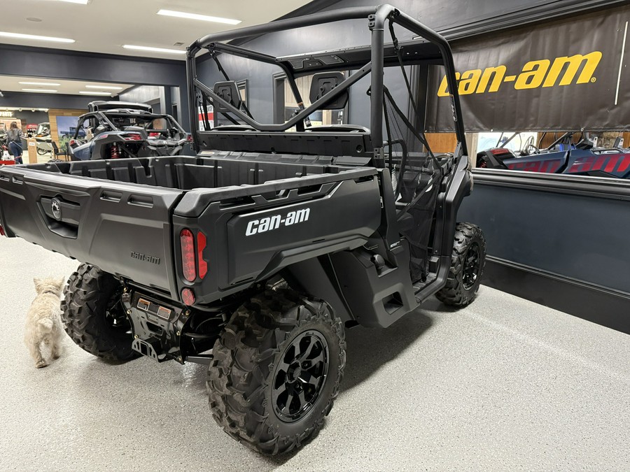 2026 Can-Am Defender DPS HD7