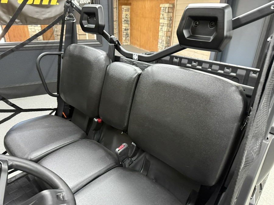 2026 Can-Am Defender DPS HD7