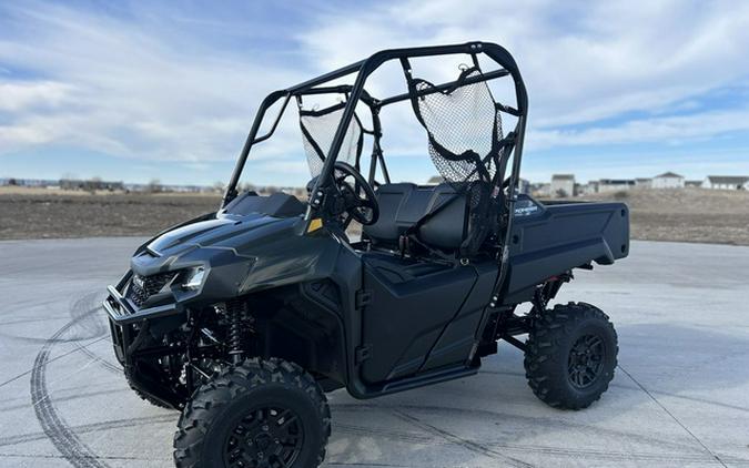 2026 Honda Pioneer 700 Deluxe