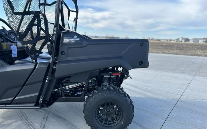2026 Honda Pioneer 700 Deluxe