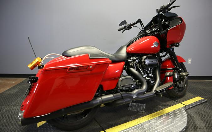 2022 Harley-Davidson Road Glide Special Redline Red - Black Finish