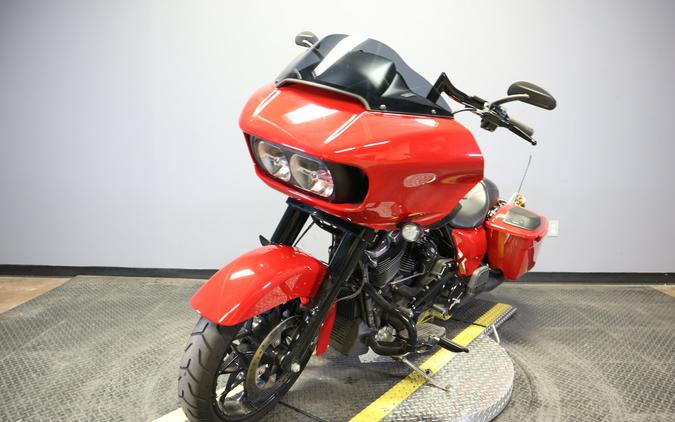 2022 Harley-Davidson Road Glide Special Redline Red - Black Finish