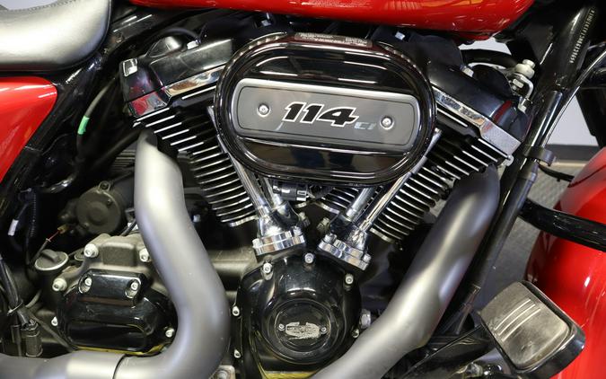 2022 Harley-Davidson Road Glide Special Redline Red - Black Finish