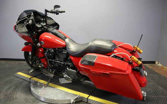 2022 Harley-Davidson Road Glide Special Redline Red - Black Finish