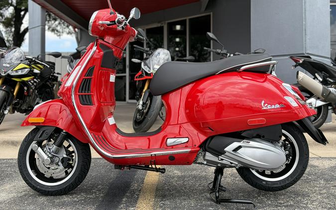 2027 Vespa GTS 310