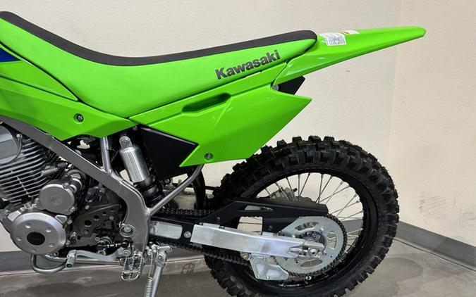 2027 Kawasaki KLX 140R F