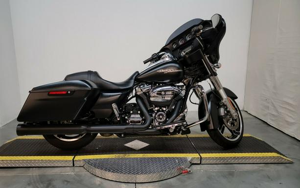 FLHXS 2017 Street Glide Special