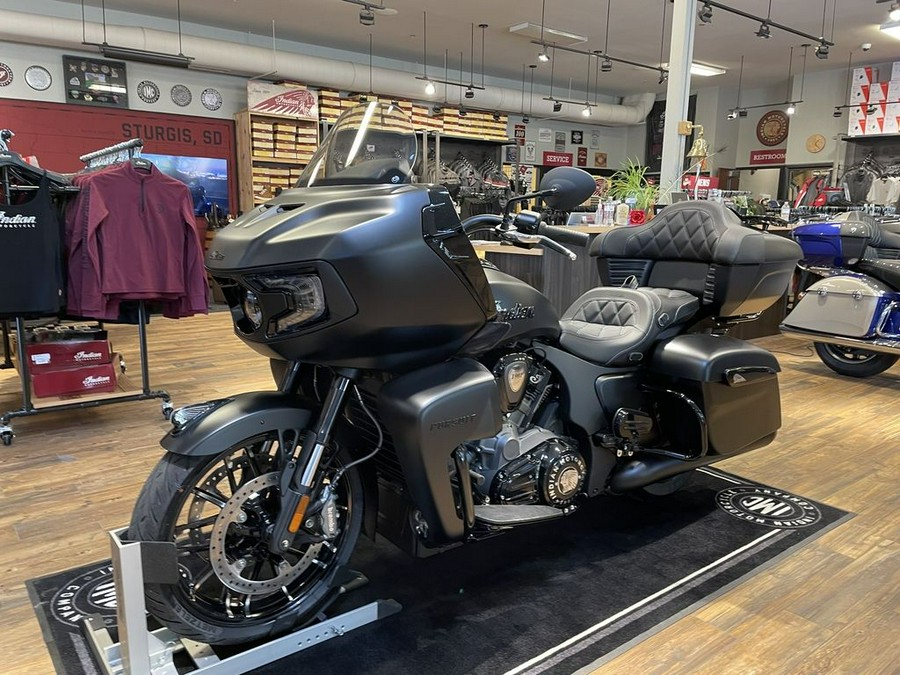 2024 Indian Motorcycle® Pursuit® Dark Horse® Black Smoke