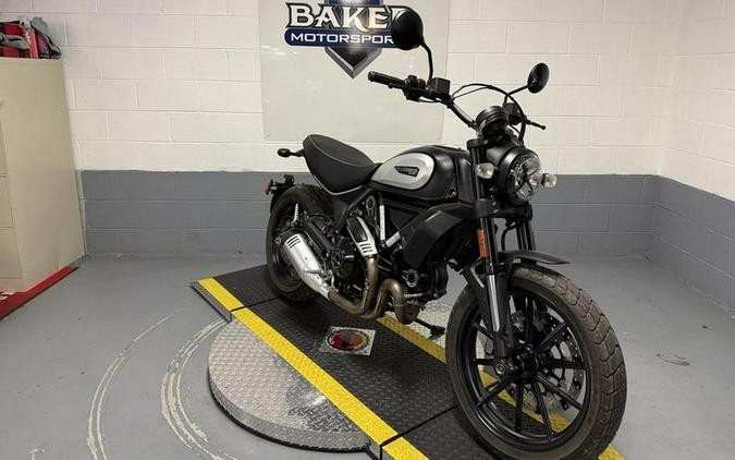 2021 Ducati Scrambler Nightshift Aviator Grey