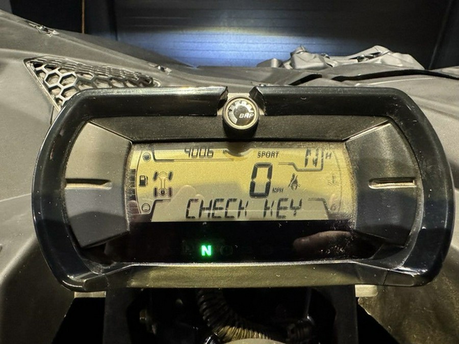 2022 Can-Am Maverick X3 DS Turbo RR Desert Tan & Carbon Black