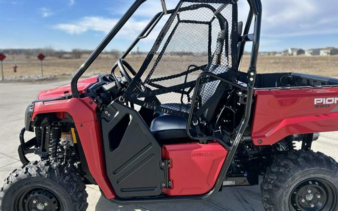 2026 Honda Pioneer 520