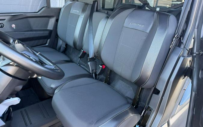 2026 Can-Am Defender MAX Limited HD11