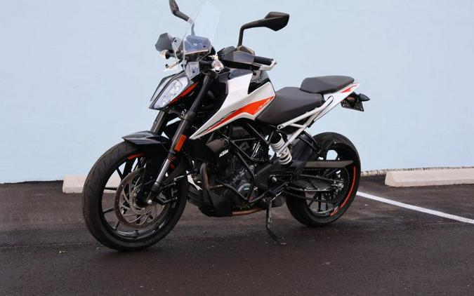 2022 KTM 390 Duke