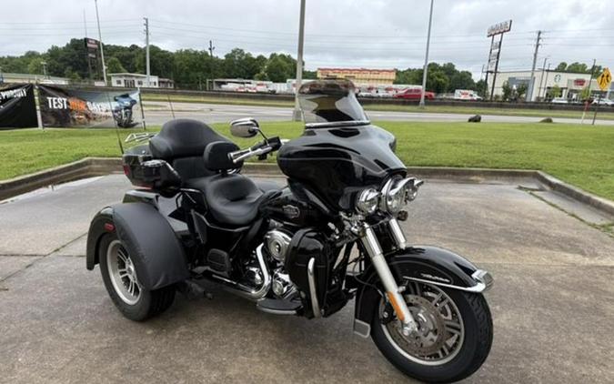 2012 Harley-Davidson® FLHTCUTG - Tri Glide® Ultra Classic®