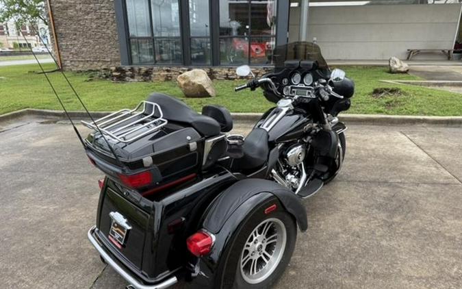 2012 Harley-Davidson® FLHTCUTG - Tri Glide® Ultra Classic®