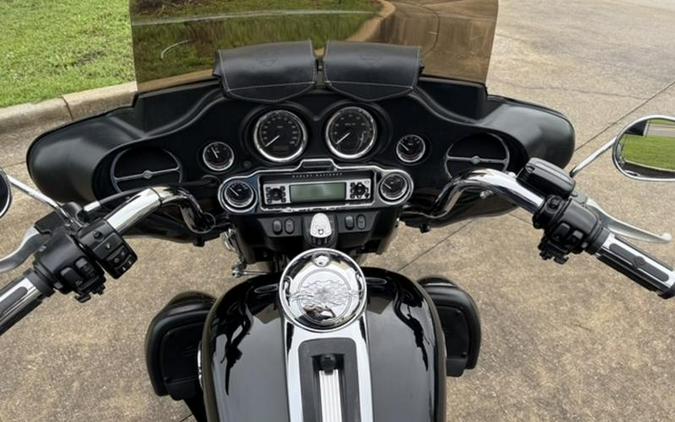 2012 Harley-Davidson® FLHTCUTG - Tri Glide® Ultra Classic®