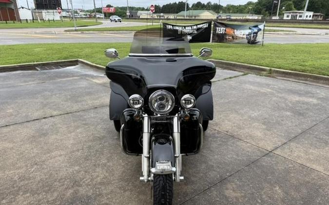 2012 Harley-Davidson® FLHTCUTG - Tri Glide® Ultra Classic®