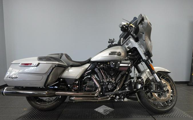2023 Harley-Davidson CVO Street Glide FLHXSE