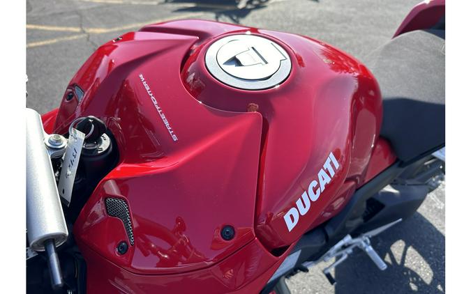 2022 Ducati Streetfighter V4