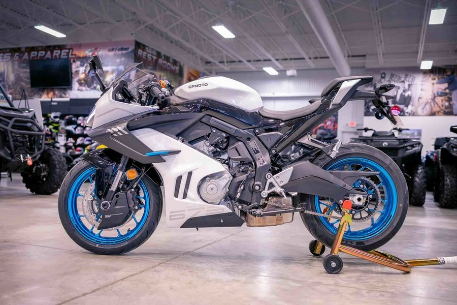2025 CFMOTO 675SS