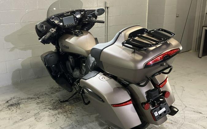 2025 Indian Motorcycle® Roadmaster® PowerPlus Dark Horse® 112 w/PowerBand Nara Bronze Smoke