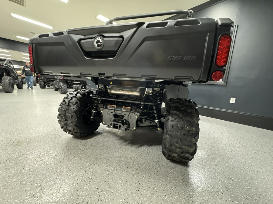 2026 Can-Am Defender DPS HD9