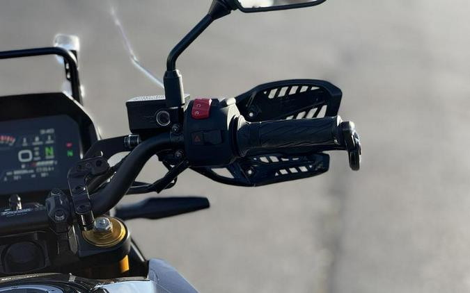 2025 Suzuki V-STROM 800DE