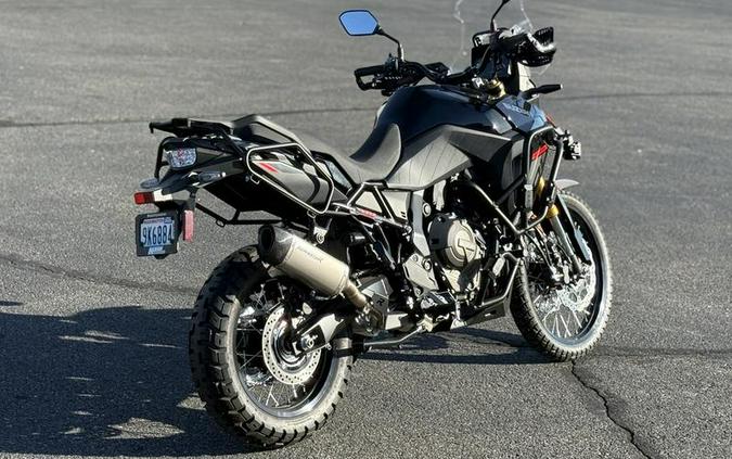 2025 Suzuki V-STROM 800DE