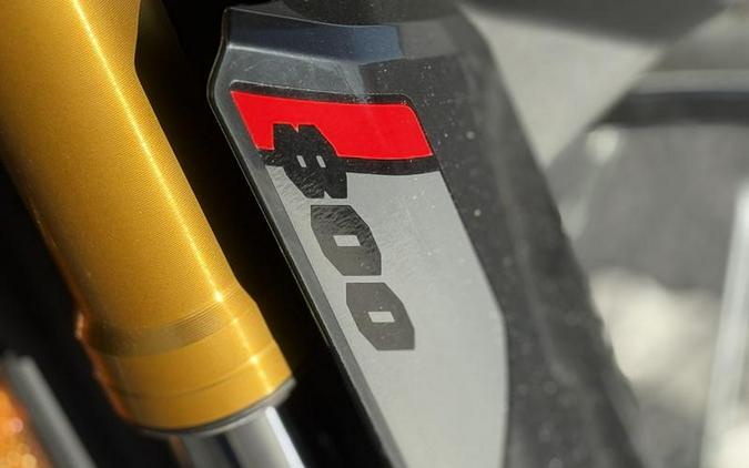 2025 Suzuki V-STROM 800DE