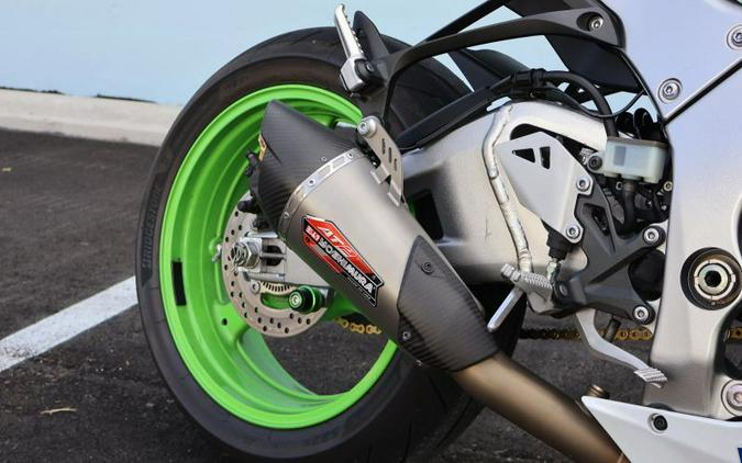2024 Kawasaki Ninja ZX-10R 40th Anniv Ed ABS