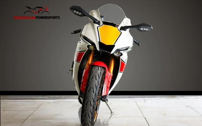 2022 Yamaha YZF-R1