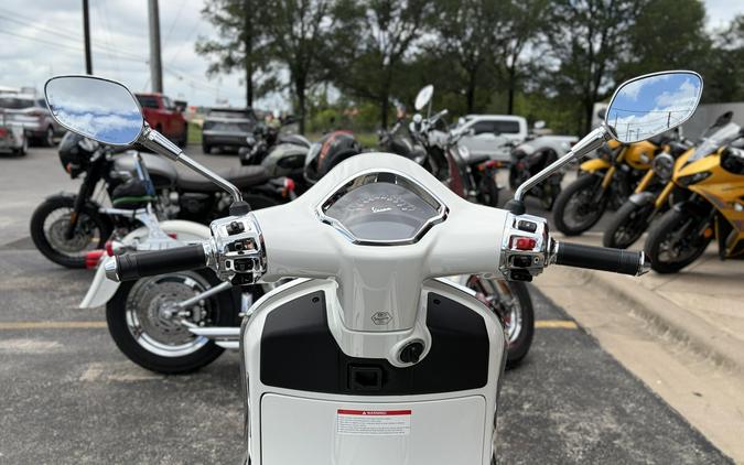 2027 Vespa GTS 310