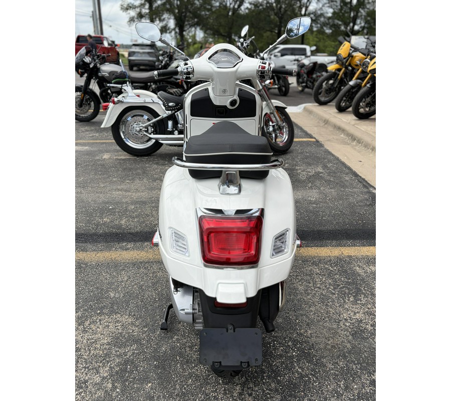 2027 Vespa GTS 310