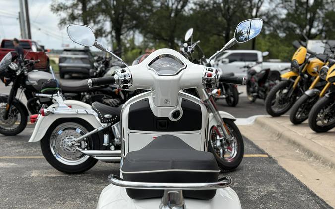 2027 Vespa GTS 310