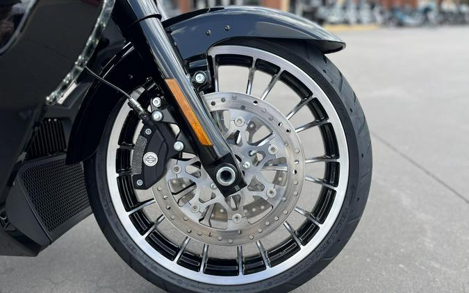 2026 Harley-Davidson® FLHXL Street Glide Limited Olive Steel Metallic / Vivid Black