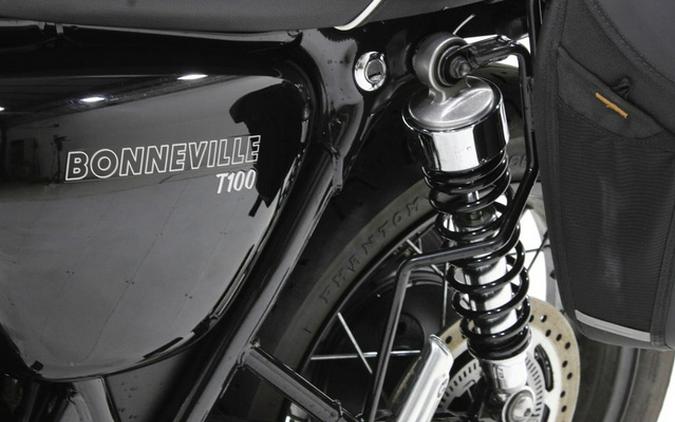 2022 Triumph Bonneville T100 Carnival Red/Fusion White (Eur