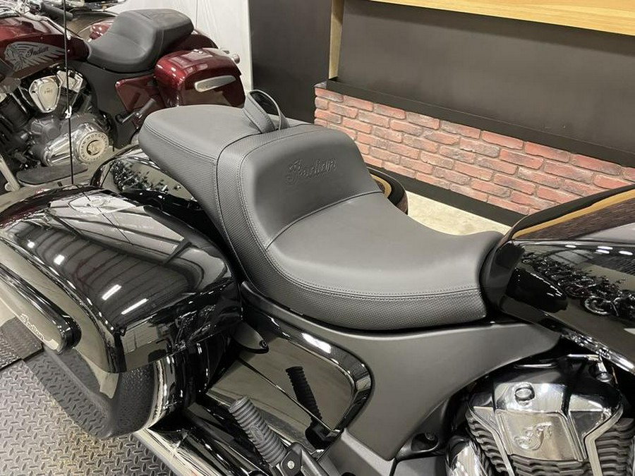 2024 Indian Motorcycle® Challenger® Black Metallic