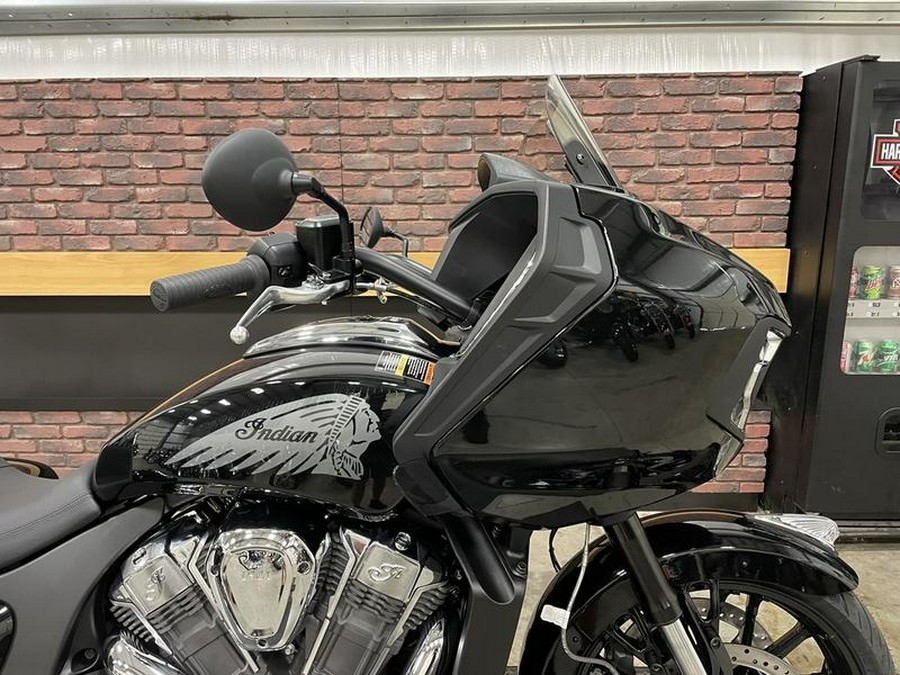2024 Indian Motorcycle® Challenger® Black Metallic